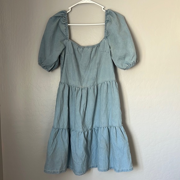 Puff Sleeve Tiered Dress in Denim Chambray - Picture 5 of 10